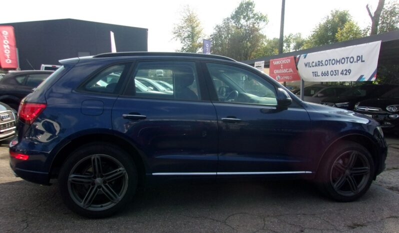 AUDI Q5  | 4×4 Stały | Manualna | 180 KM | niebieski ciemny full