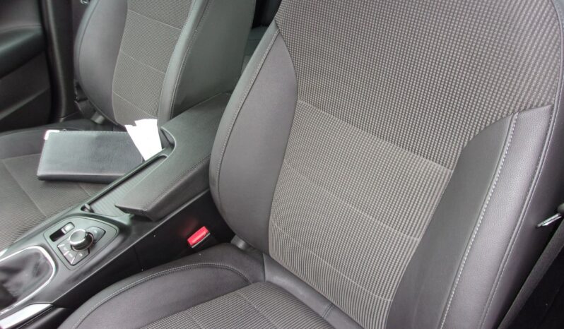 OPEL Insignia  | FWD (przód) | Manualna | 180 KM | pomaranczowy full