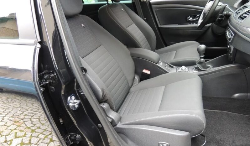 RENAULT Megane  | FWD (przód) | Manualna | 115 KM | Czarny full