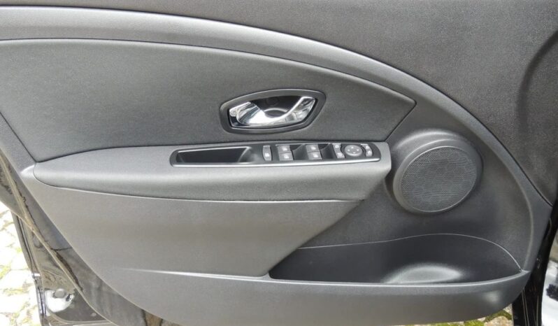 RENAULT Megane  | FWD (przód) | Manualna | 115 KM | Czarny full