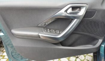 PEUGEOT 2008  | FWD (przód) | Manualna | 130 KM | Zielony full