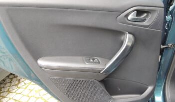 PEUGEOT 2008  | FWD (przód) | Manualna | 130 KM | Zielony full