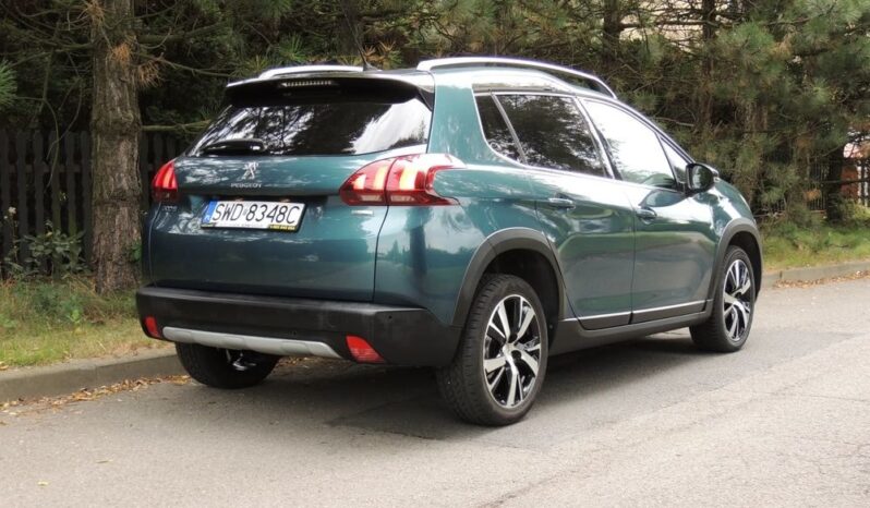 PEUGEOT 2008  | FWD (przód) | Manualna | 130 KM | Zielony full