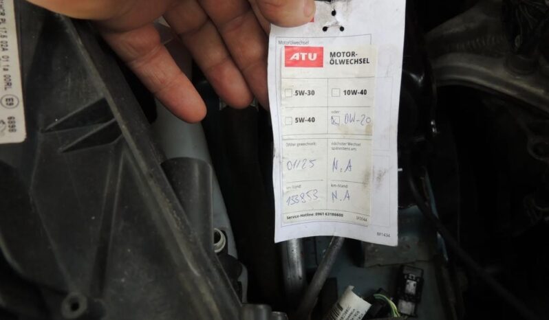 PEUGEOT 2008  | FWD (przód) | Manualna | 130 KM | Zielony full