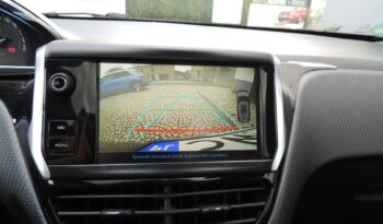 PEUGEOT 2008  | FWD (przód) | Manualna | 130 KM | Zielony full