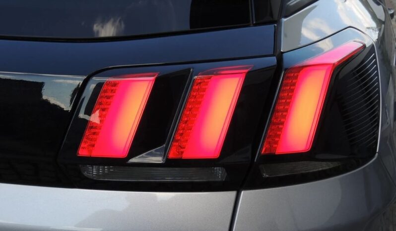 PEUGEOT 3008  | FWD (przód) | Manualna | 130 KM | Szary full