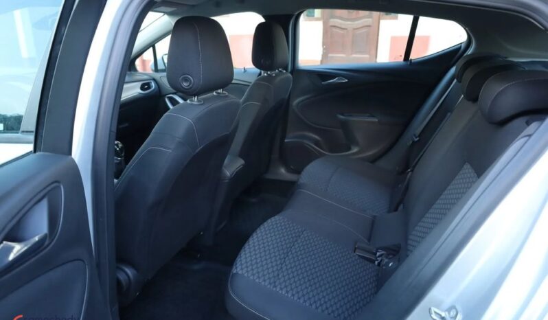 OPEL Astra | FWD (przód) | Manualna | 125 KM | Srebrny full