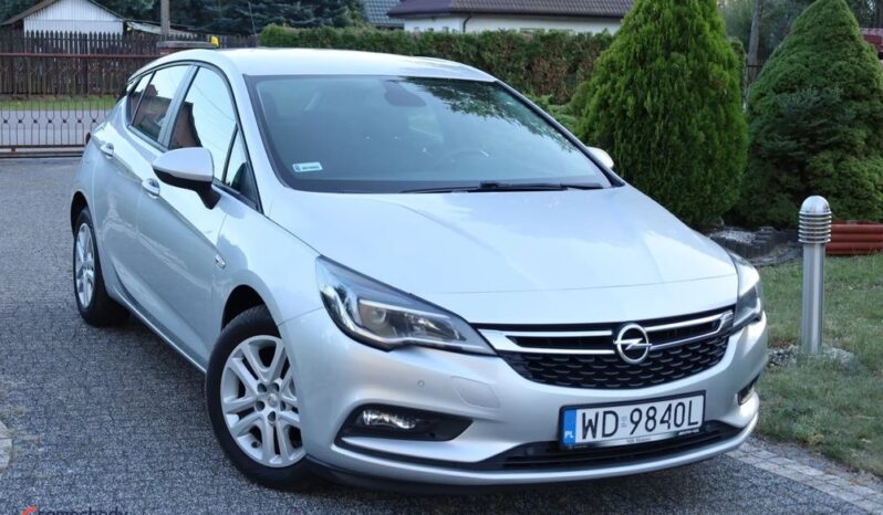OPEL Astra | FWD (przód) | Manualna | 125 KM | Srebrny full