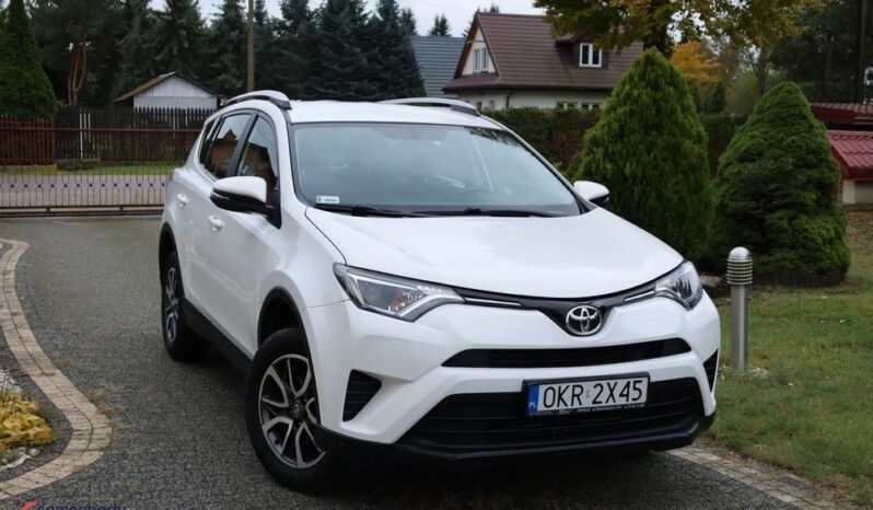 TOYOTA RAV4  | FWD (przód) | Manualna | 143 KM | Biały full