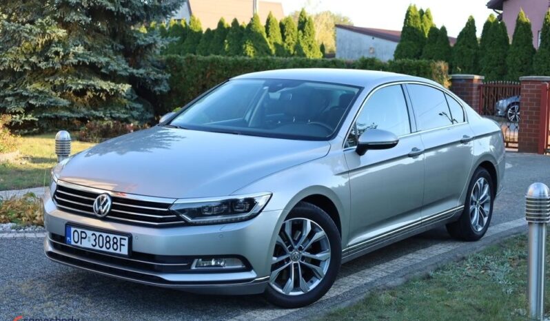 Volkswagen Passat  | Fwd (Przód) | Automatyczna | 220 Km | Beżowy