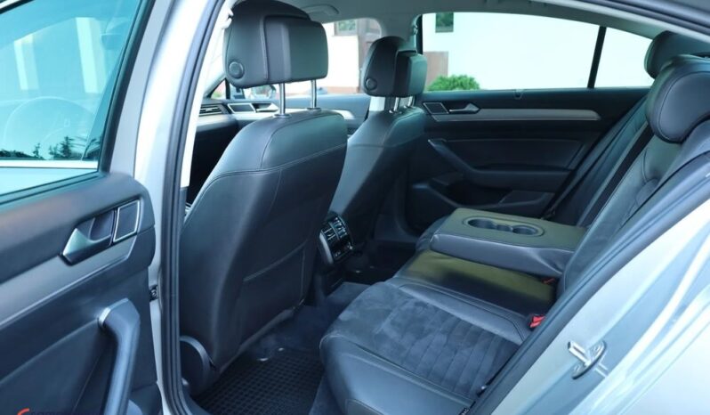 VOLKSWAGEN Passat  | FWD (przód) | Automatyczna | 220 KM | Beżowy full