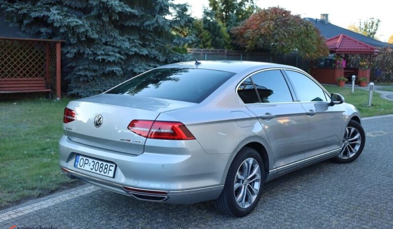 VOLKSWAGEN Passat  | FWD (przód) | Automatyczna | 220 KM | Beżowy full