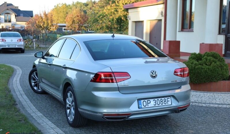 VOLKSWAGEN Passat  | FWD (przód) | Automatyczna | 220 KM | Beżowy full
