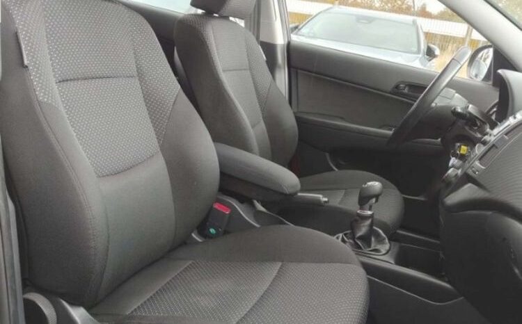 HYUNDAI I30  | FWD (przód) | Manualna | 109 KM | Czarny full