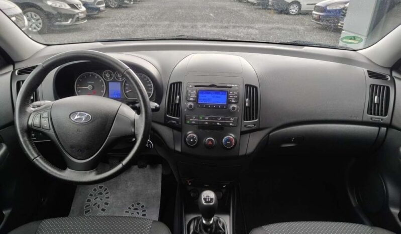 HYUNDAI I30  | FWD (przód) | Manualna | 109 KM | Czarny full