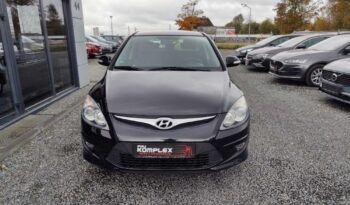 HYUNDAI I30  | FWD (przód) | Manualna | 109 KM | Czarny full