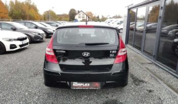 HYUNDAI I30  | FWD (przód) | Manualna | 109 KM | Czarny full