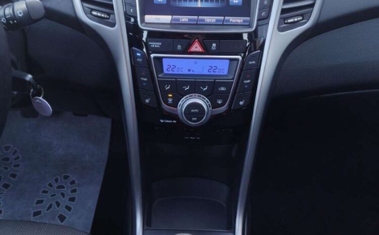 HYUNDAI I30  | FWD (przód) | Manualna | 110 KM | Czarny full