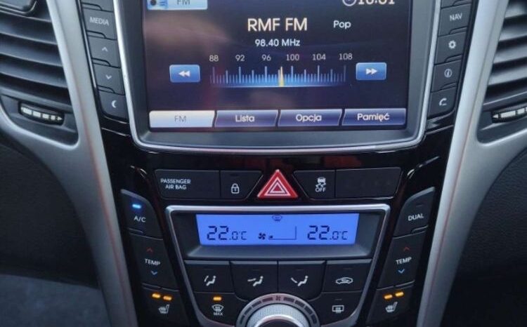 HYUNDAI I30  | FWD (przód) | Manualna | 110 KM | Czarny full