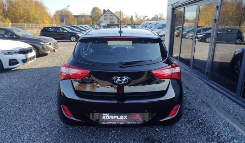 HYUNDAI I30  | FWD (przód) | Manualna | 110 KM | Czarny full