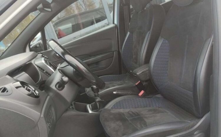 RENAULT Captur  | FWD (przód) | Manualna | 118 KM | Biały full