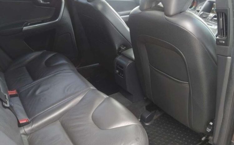 VOLVO XC 60 | 4×4 (stały) | Automatyczna | 215 KM | Brązowy full