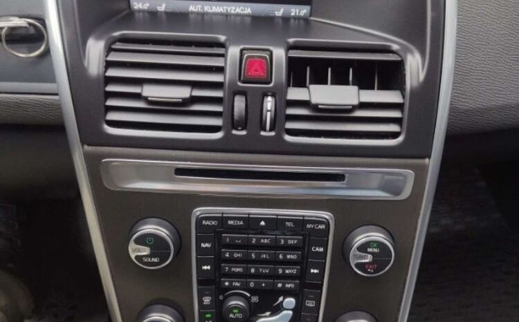 VOLVO XC 60 | 4×4 (stały) | Automatyczna | 215 KM | Brązowy full