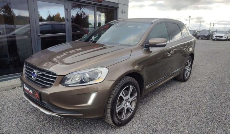 VOLVO XC 60 | 4×4 (stały) | Automatyczna | 215 KM | Brązowy full