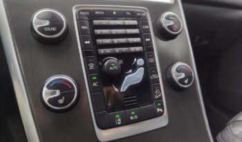 VOLVO XC 60 | 4×4 (stały) | Automatyczna | 215 KM | Brązowy full