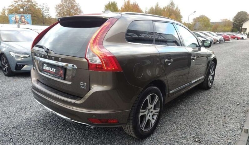 VOLVO XC 60 | 4×4 (stały) | Automatyczna | 215 KM | Brązowy full