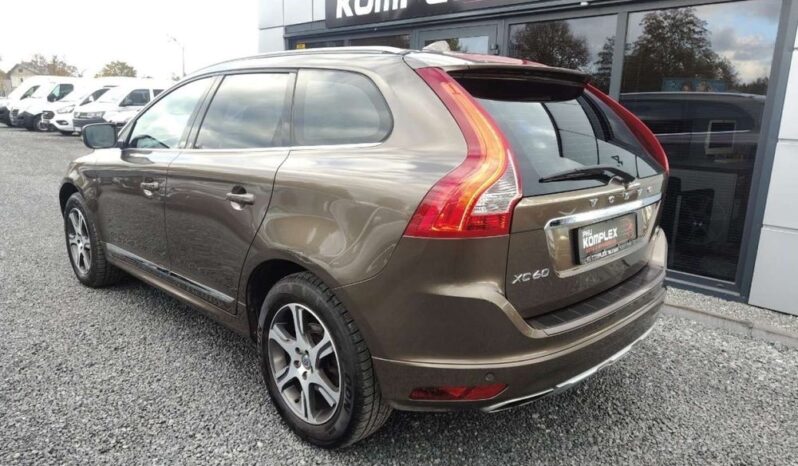 VOLVO XC 60 | 4×4 (stały) | Automatyczna | 215 KM | Brązowy full