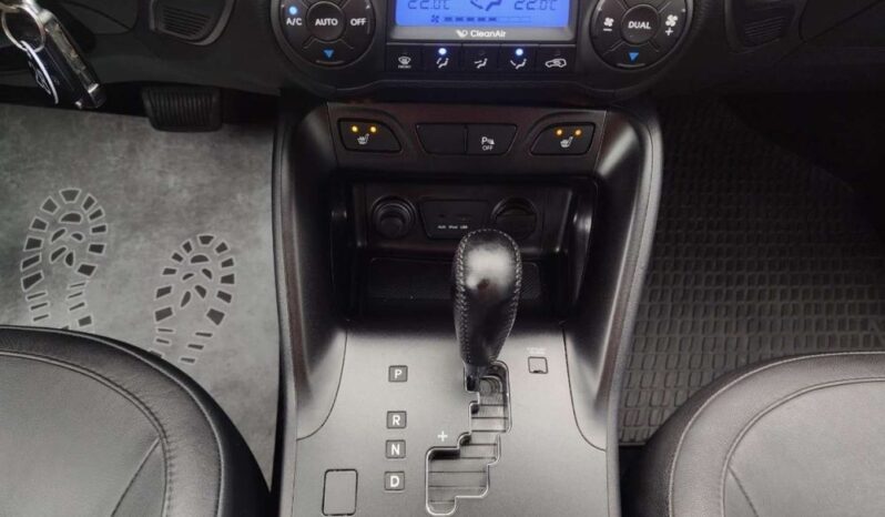 HYUNDAI ix35  | FWD (przód) | Automatyczna | 166 KM | Biały full