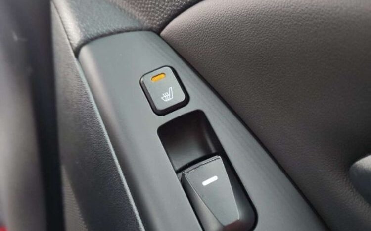 HYUNDAI ix35  | FWD (przód) | Automatyczna | 166 KM | Biały full