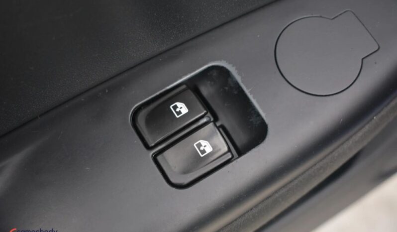 HYUNDAI i20  | FWD (przód) | Manualna | 85 KM | Niebieski full