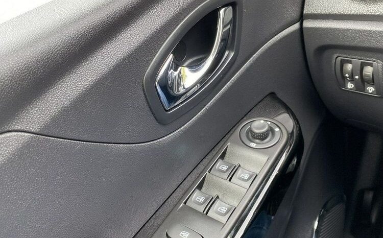 RENAULT Captur  | FWD (przód) | Manualna | 90 KM | Niebieski full