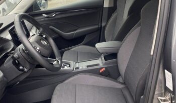 SKODA Octavia  | FWD (przód) | Automatyczna | 150 KM | Szary full