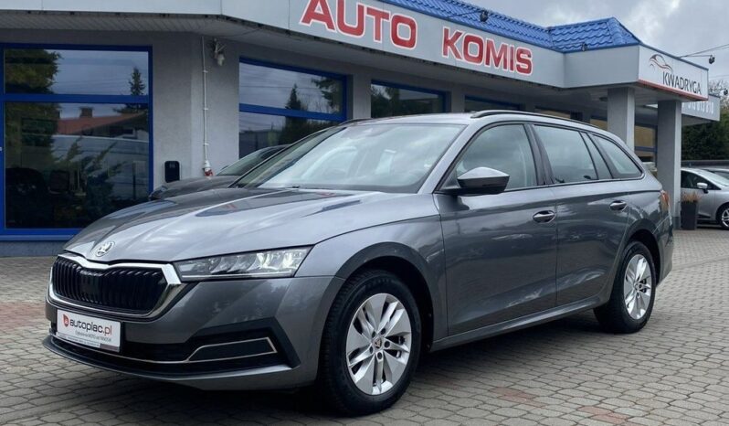 SKODA Octavia  | FWD (przód) | Automatyczna | 150 KM | Szary full