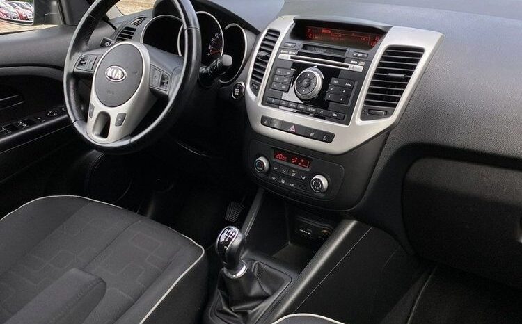 KIA Venga  | FWD (przód) | Manualna | 90 KM | Czarny full