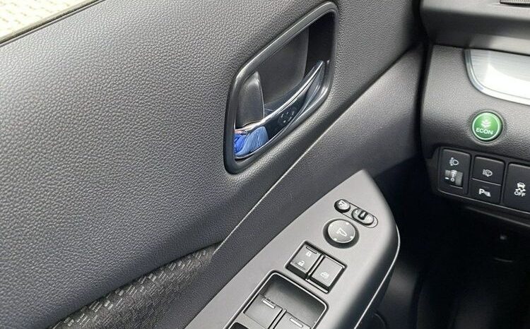 HONDA CR-V  | FWD (przód) | Manualna | 120 KM | Biały full