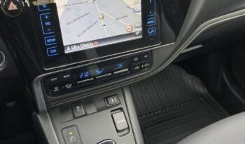 TOYOTA Auris  | FWD (przód) | Automatyczna | 99 KM | Szary full