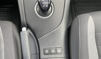 TOYOTA Auris  | FWD (przód) | Automatyczna | 99 KM | Szary full