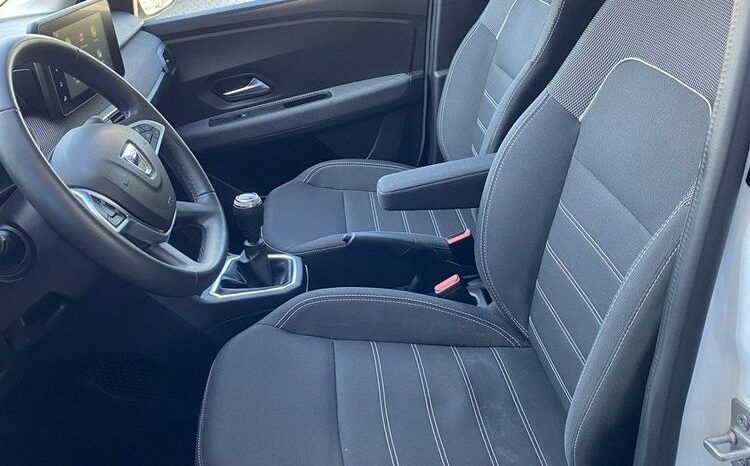 DACIA Sandero  | FWD (przód) | Manualna | 67 KM | Biały full