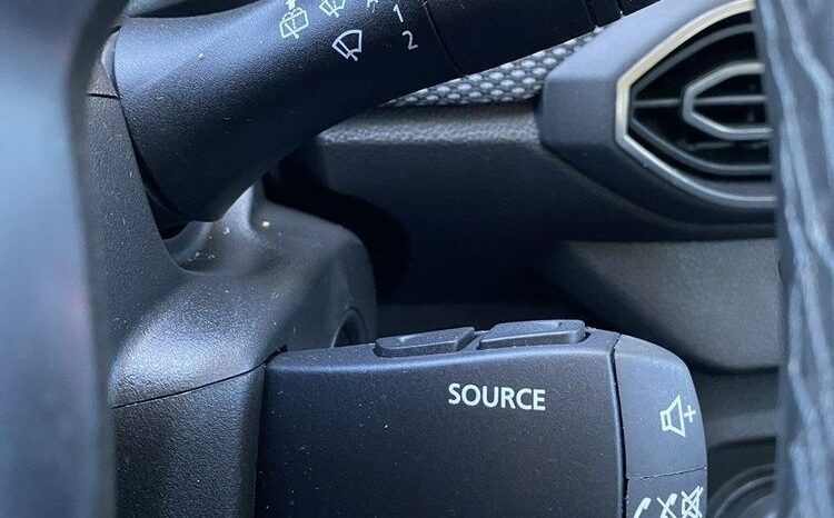 DACIA Sandero  | FWD (przód) | Manualna | 67 KM | Biały full