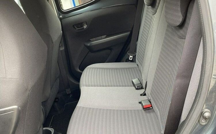 TOYOTA Aygo  | FWD (przód) | Manualna | 72 KM | Szary full