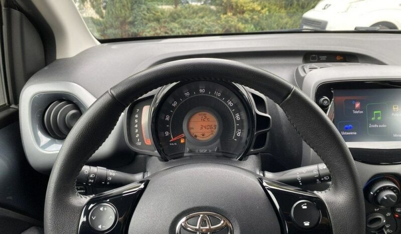 TOYOTA Aygo  | FWD (przód) | Manualna | 72 KM | Szary full