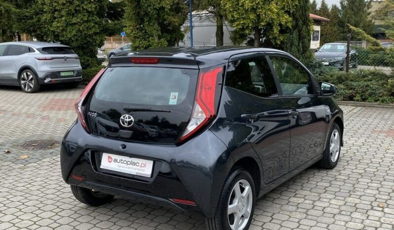 TOYOTA Aygo  | FWD (przód) | Manualna | 72 KM | Szary full