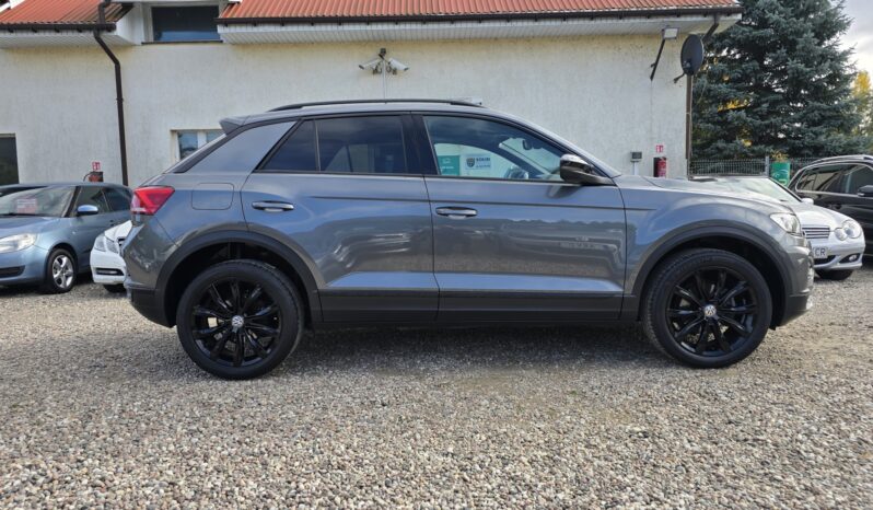 VOLKSWAGEN T-Roc  | FWD (przód) | Automatyczna | 150 KM | Szary full