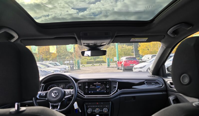 VOLKSWAGEN T-Roc  | FWD (przód) | Automatyczna | 150 KM | Szary full