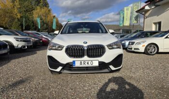 BMW X1  | 4×4 (stały) | Automatyczna | 190 KM | Biały full