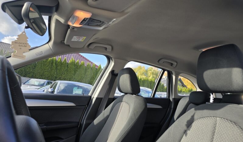 BMW X1  | 4×4 (stały) | Automatyczna | 190 KM | Biały full